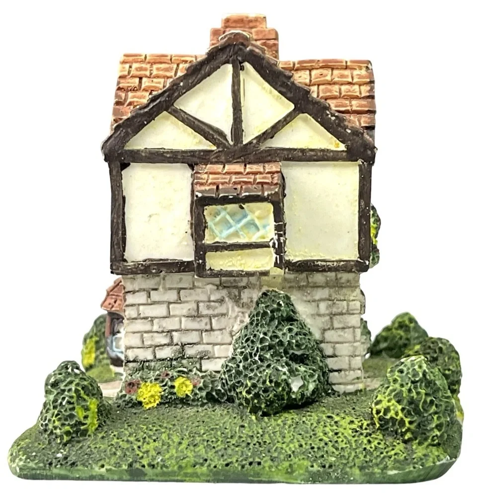 90’s Welcome Inn Cornwall Miniature Cottage Collectors Society 3 inch
